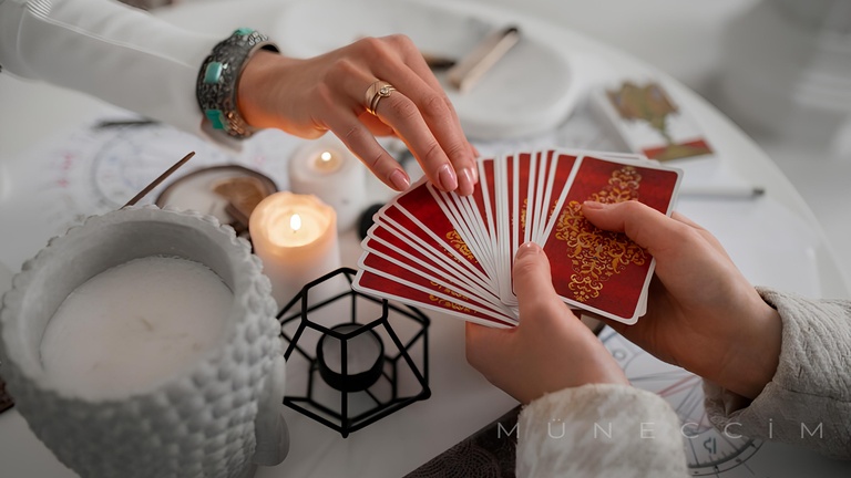 10 Kasım Tarot Falı